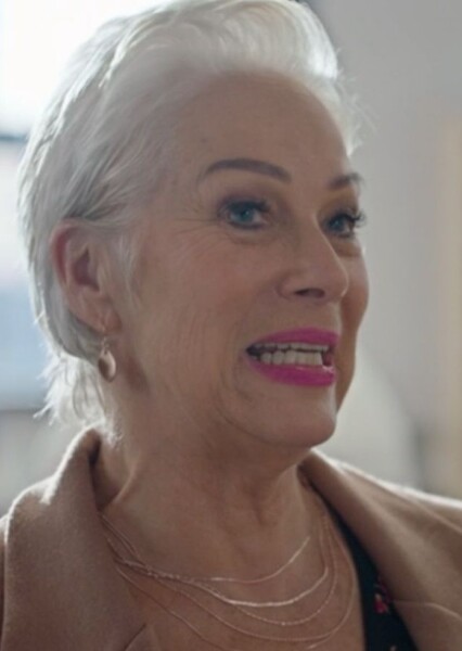 Denise Welch