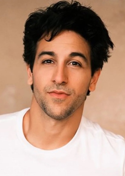 Deniz Akdeniz photo