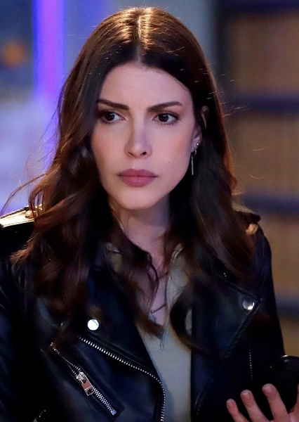 Deniz Baysal photo