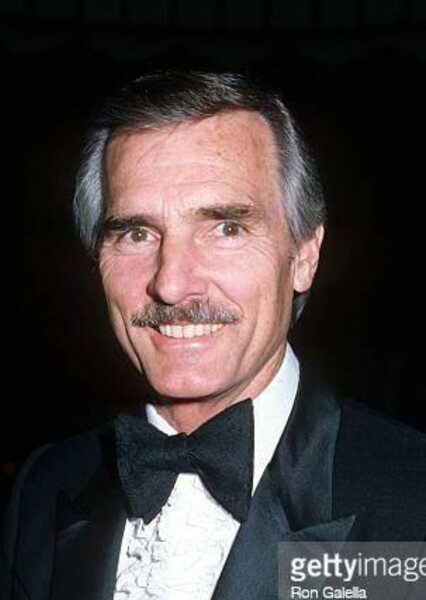 Dennis Weaver photo