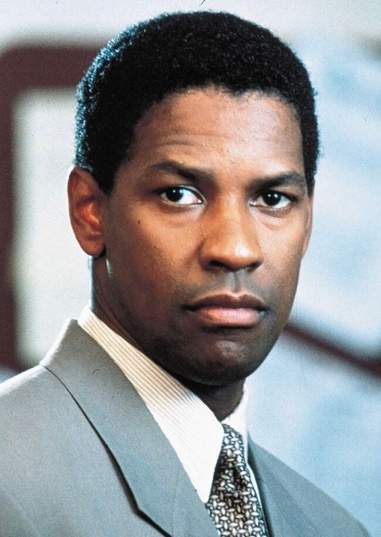 Agent Neville Flynn
