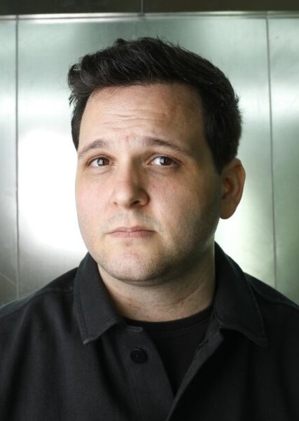 Derek DelGaudio photo