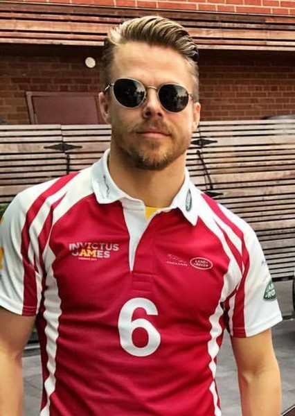Derek Hough photo