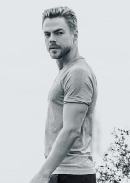 Derek Hough photo