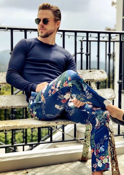 Derek Hough photo