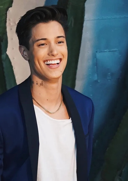 Derek Luh photo