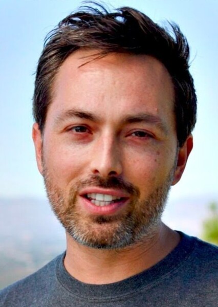 Derek Muller photo