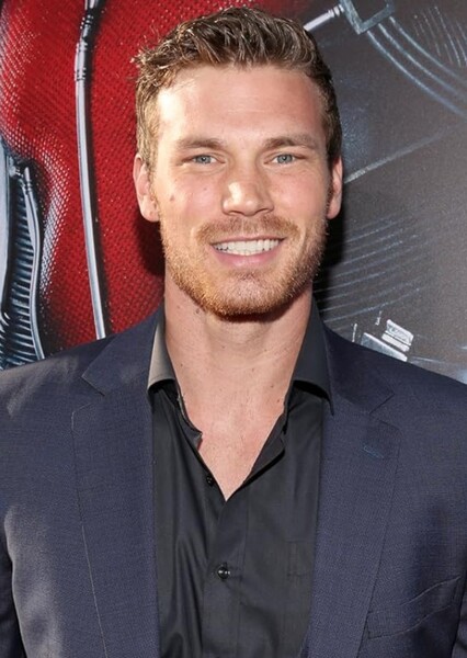 Derek Theler photo