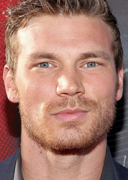 Derek Theler photo