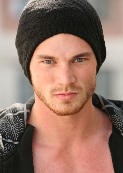 Derek Theler photo