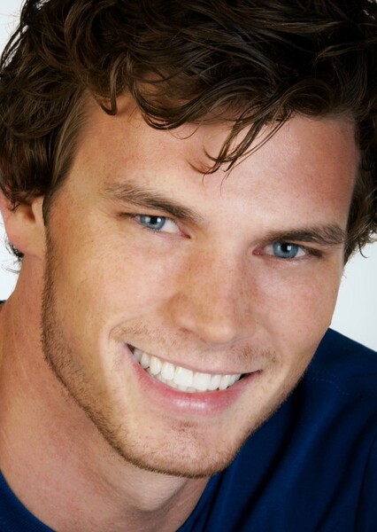 Derek Theler photo