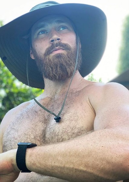 Derek Theler photo
