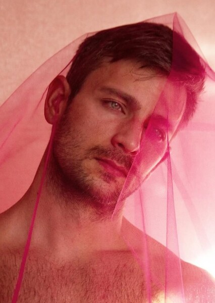 Derek Yates photo