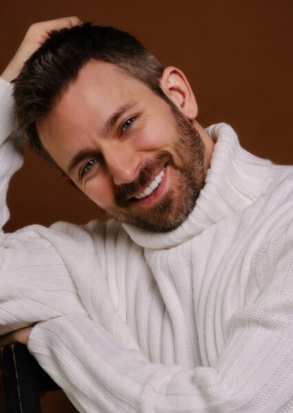 Derek Yates photo