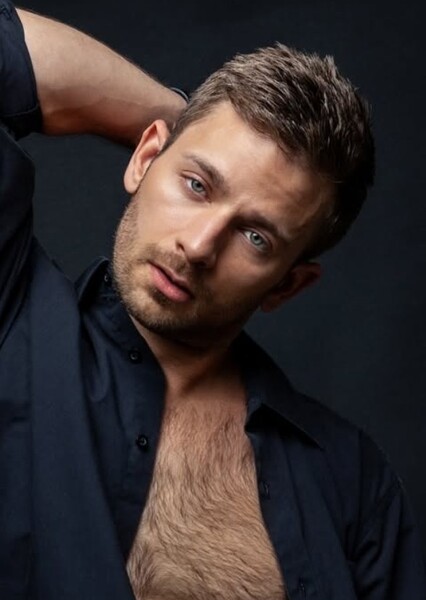 Derek Yates photo