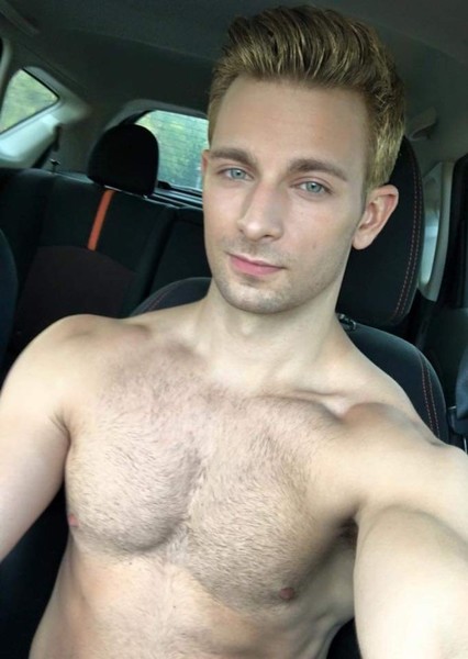 Derek Yates photo