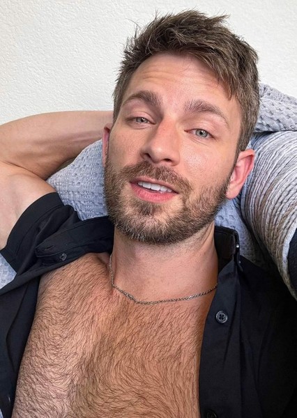 Derek Yates photo