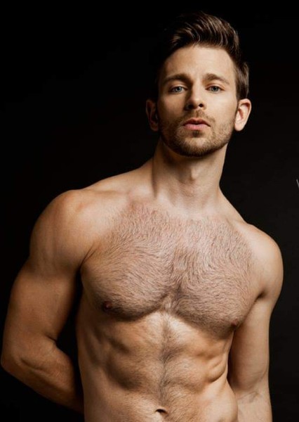 Derek Yates photo