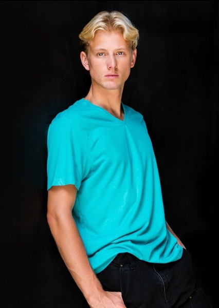 Deric Replogle