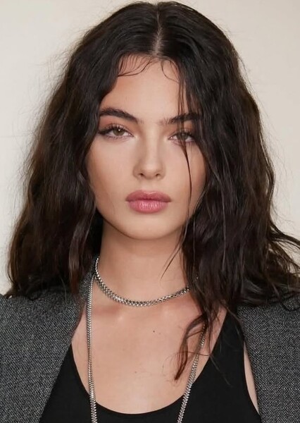 Deva Cassel photo