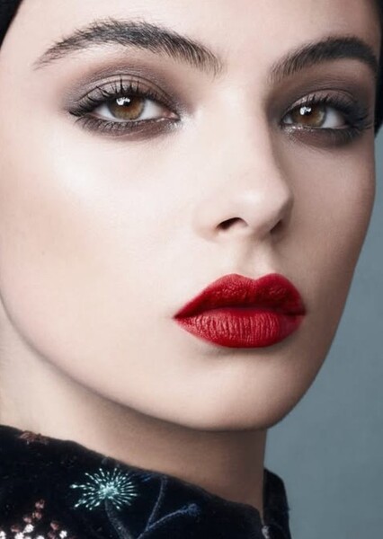 Deva Cassel photo