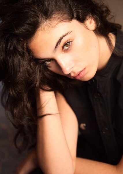 Deva Cassel photo