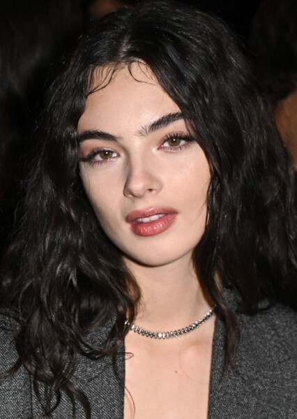 Deva Cassel