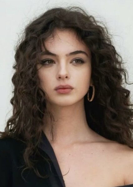 Deva Cassel photo