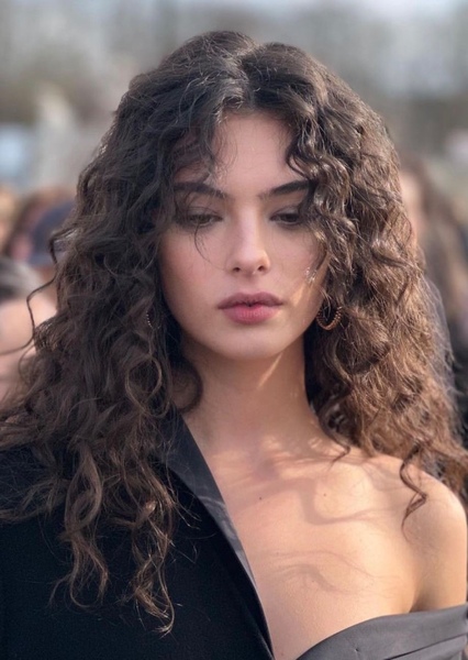 Deva Cassel photo