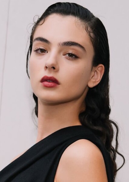 Deva Cassel photo