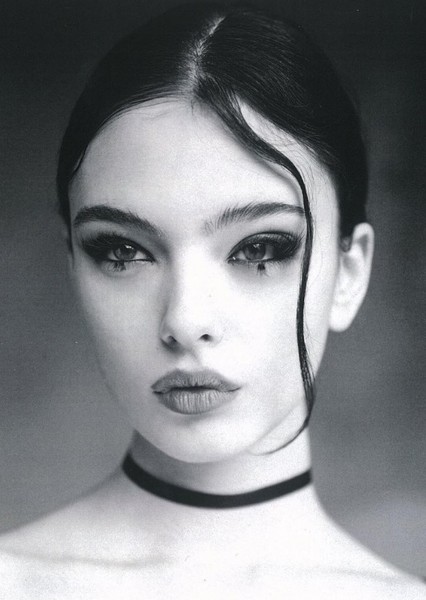 Deva Cassel photo