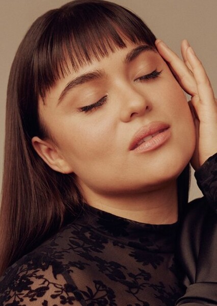 Devery Jacobs photo