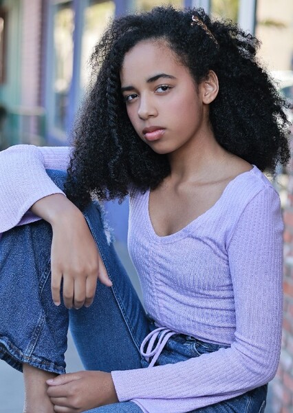 Devina Hale photo