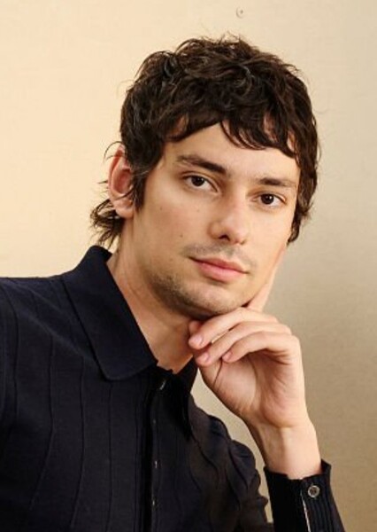 Devon Bostick photo