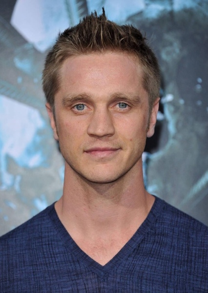 Devon Sawa photo