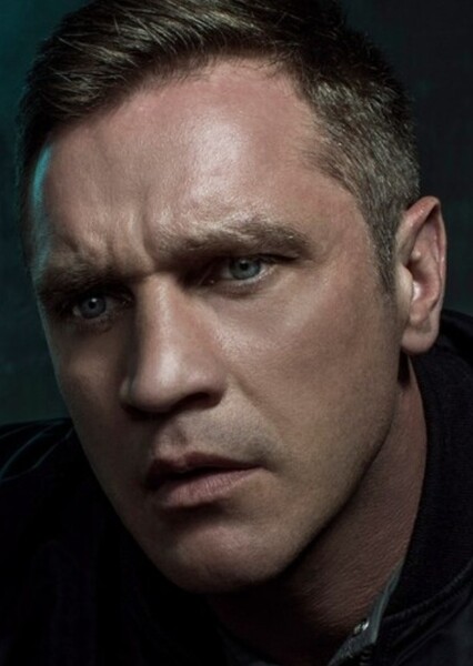 Devon Sawa photo