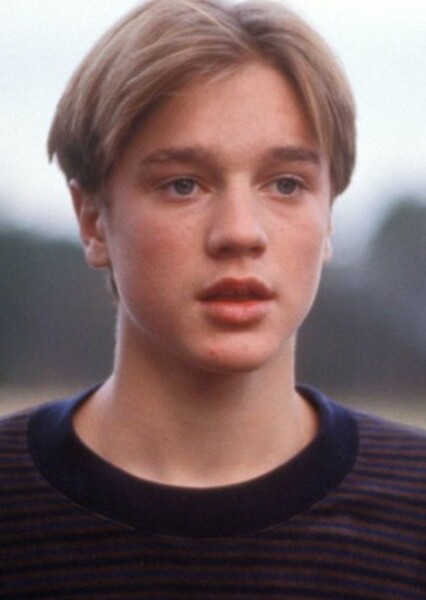 Devon Sawa photo