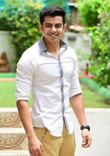 Devrishi Shah photo