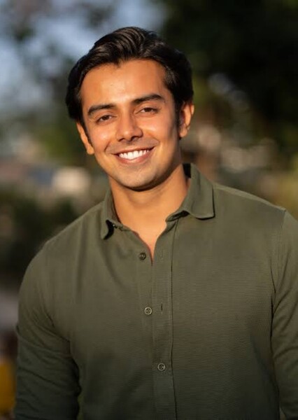 Devrishi Shah photo