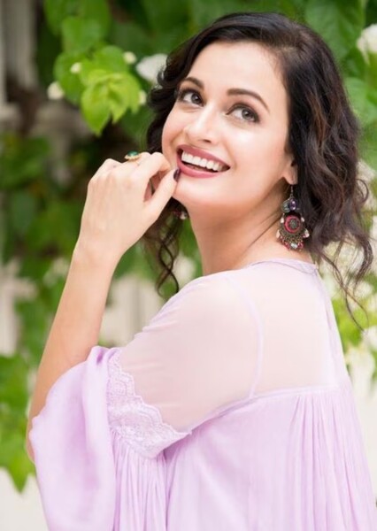 Dia Mirza photo