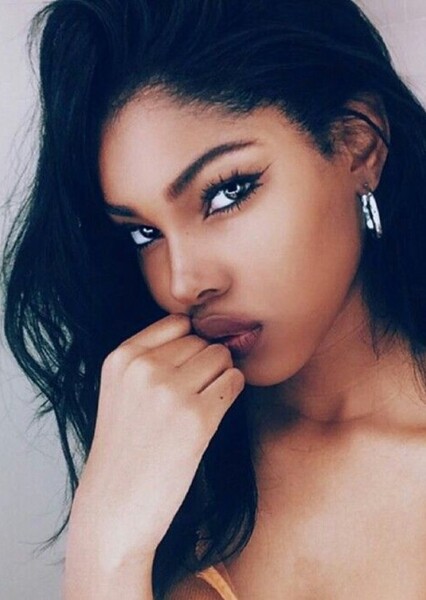 Diamond White photo