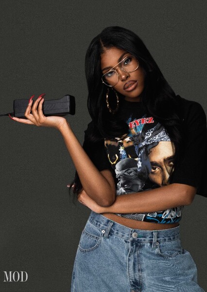 Diamond White photo