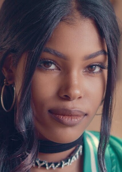 Diamond White photo