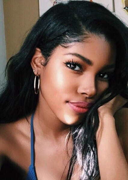 Diamond White photo