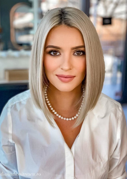 Diana Dumitrescu photo