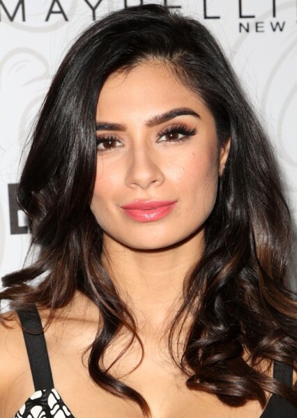 Diane Guerrero photo