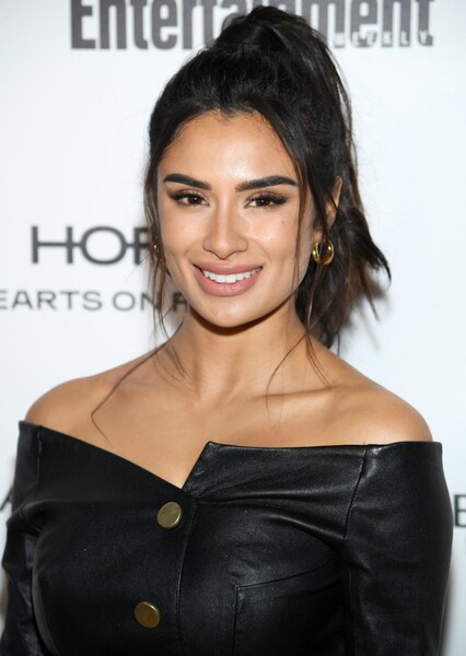 Diane Guerrero photo