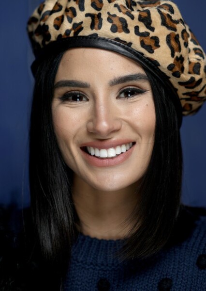 Diane Guerrero photo