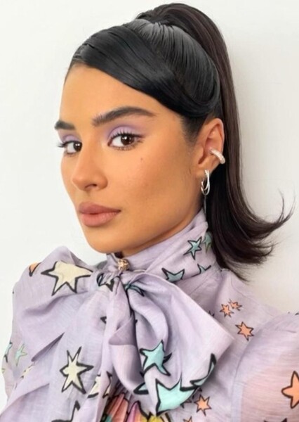Diane Guerrero photo