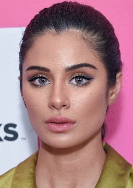 Diane Guerrero photo